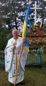 Духовні й футбольні звитяги отця - священик поєднує службу Божу і футбол