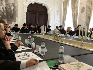У Дніпрі з доповідю “Екуменізм і антиекуменізм після Майдану”виступив о. Михайло Димид 