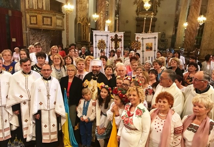 Італія: у Перуджі Патріарх Святослав разом з українськими мігрантами молився Молебень за мир в Україні