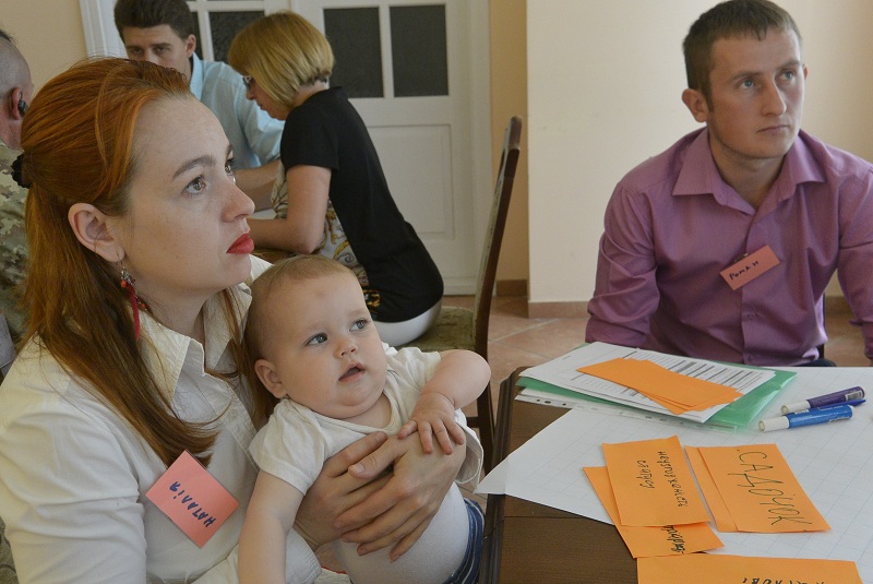Карітас об’єднує місцевих активістів, переселенців та учасників АТО