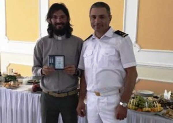 Капелана УГКЦ нагородили нагрудним знаком командувача ВМС ЗС України
