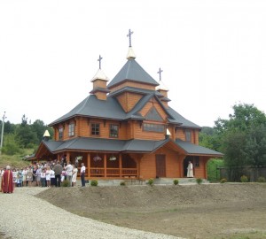 На Старосамбірщині освячено новозбудований храм УГКЦ