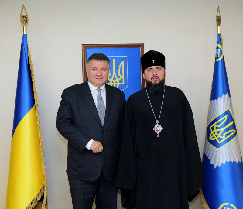 Патріарший намісник УПЦ КП та Міністр внутрішніх справ обговорли широкий спектр питань 