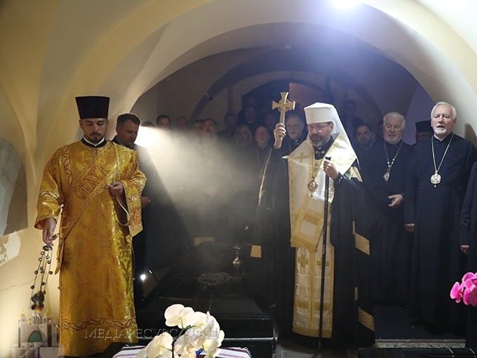 Владики Синоду Єпископів УГКЦ вшанували пам’ять патріарха Йосифа Сліпого в соборі Св. Юра (ВІДЕО)