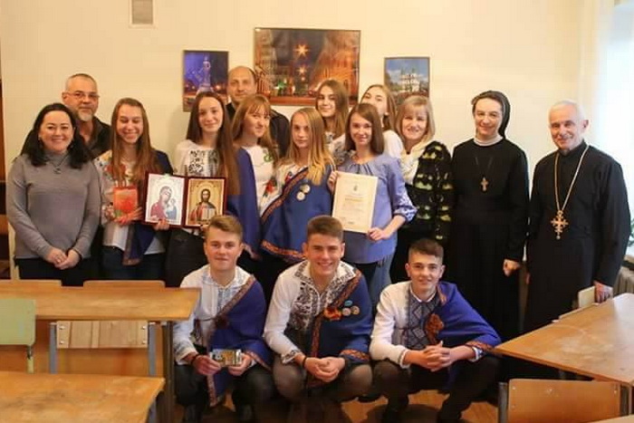 У Тернополі відбувся архиєпархіальний етап інтелектуальної гри для молоді «Що? Де? Коли?»
