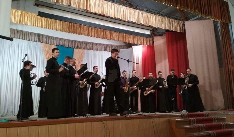 Церква завжди поруч: музичний вечір - добрий жест вдячності за службу нашим захисникам