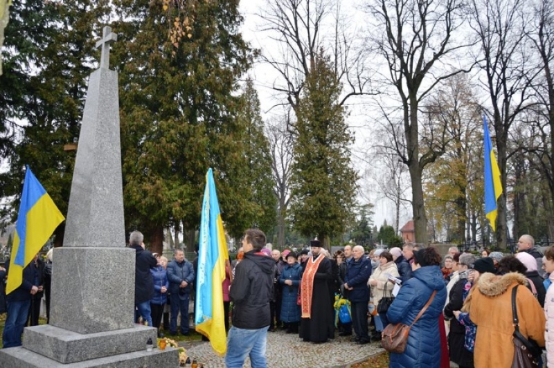 У Польщі молитовно вшанували пам’ять українських вояків