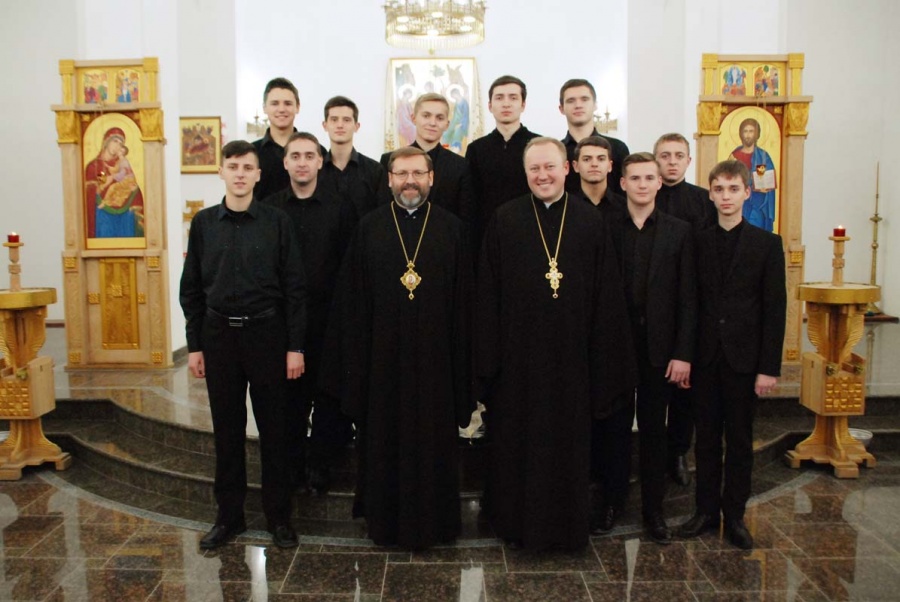 Блаженніший Святослав зустрівся із семінаристами І курсу Київської Трьохсвятительської семінарії