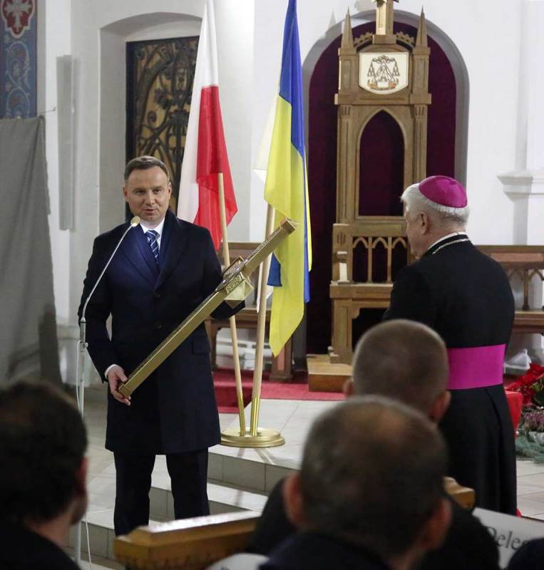 Анджей Дуда відвідав Харківську катедру