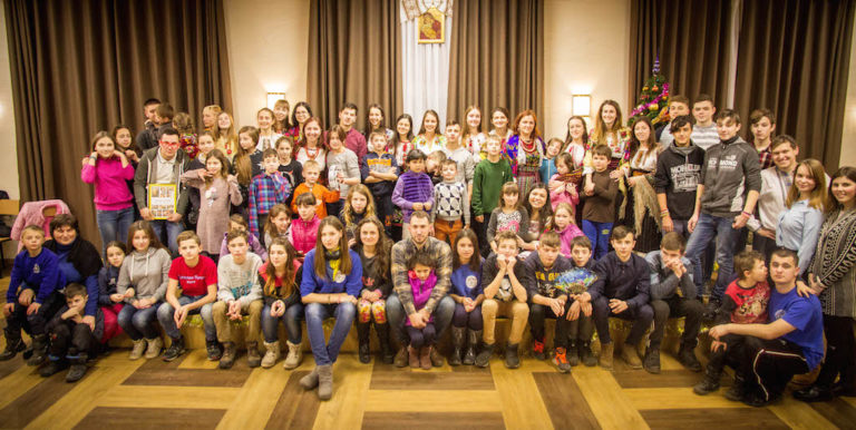 Паризька єпархія долучилася до проведення “Різдвяної Фабрики 2018” для дітей-сиріт, яку організували семінаристами Львівської Духовної Семінарії