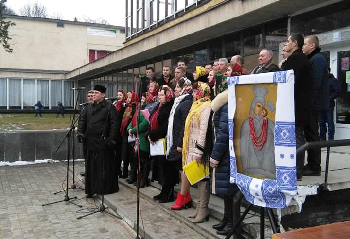 Церковні хори Стрийщини колядували у Моршині