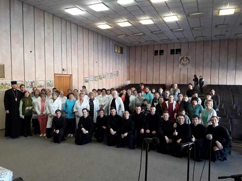 У Київській міській дитячій клінічній лікарні відбувся Різдвяний фестиваль