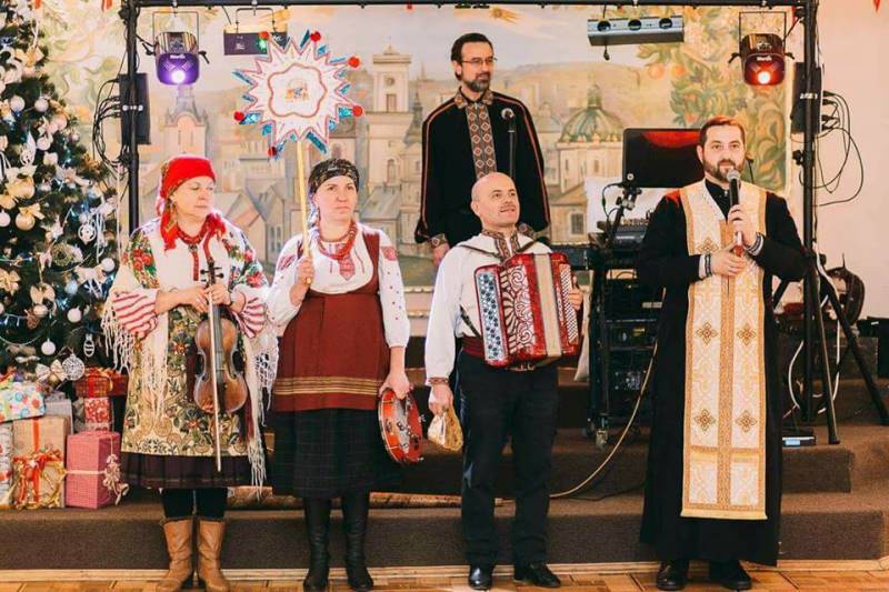 У Львові відбулось чудове дійство - Маланка для лікарів та учасників Українського лікарського товариства