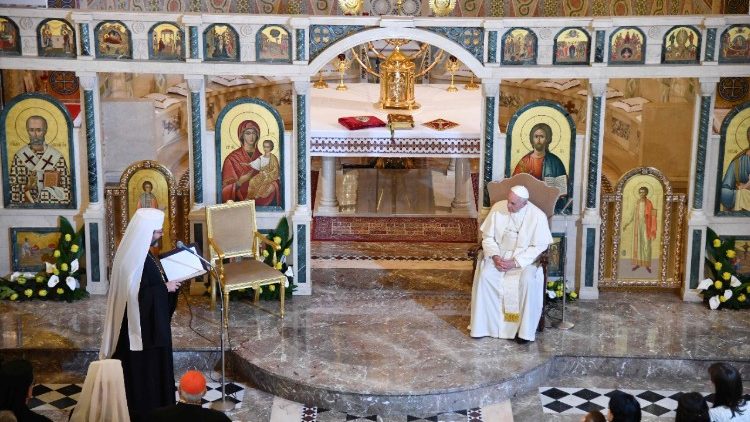 На листівках Ватикану зобразили мозаїки собору Святої Софії в Римі