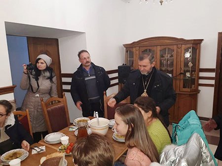 Діти із Сходу приїхали на Різдво в Чортківщину