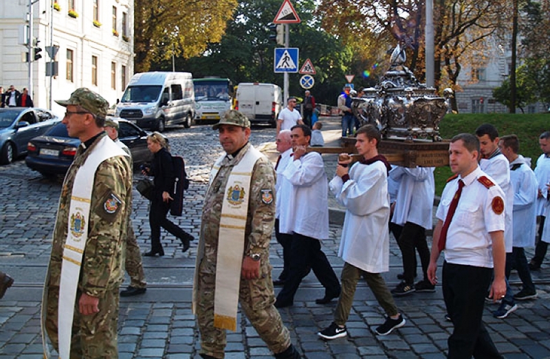 Молитовна піша хода пам’яті загиблих воїнів АТО
