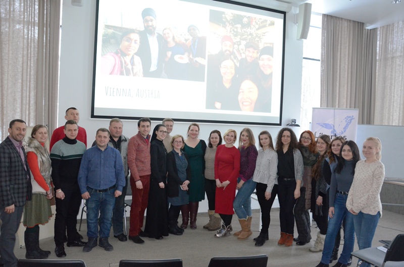 Діалог між релігіями та культурами: як це робиться у Канаді?