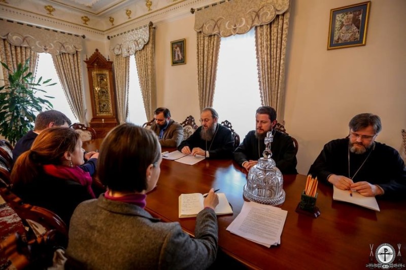 Голова Моніторингової місії з прав людини провела зустріч з Керуючим справами УПЦ МП
