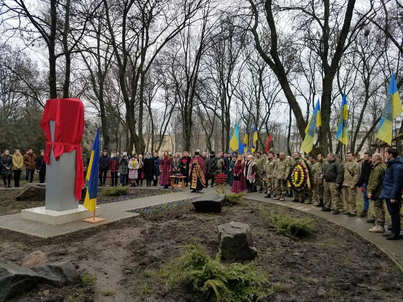 У Чорноморську освячено пам’ятник за загиблими воїнами на сході України