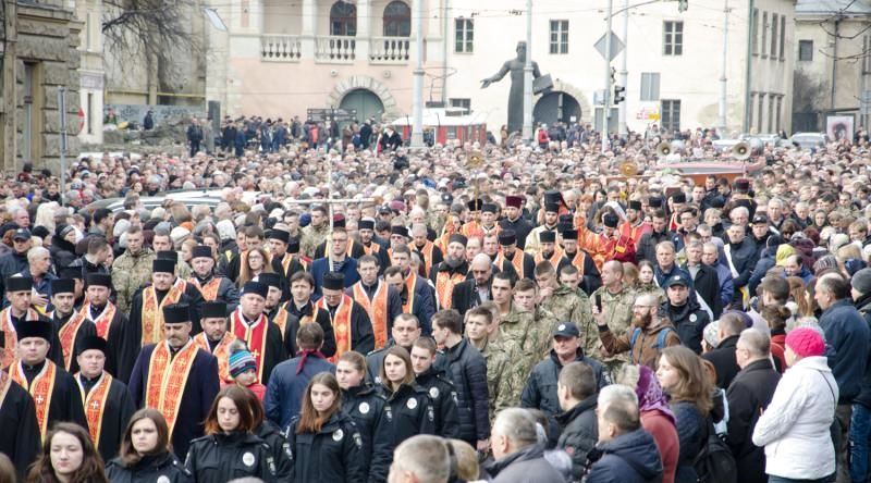Відбулась традиційна Хресна Дорога вулицями Львова (ВІДЕО)