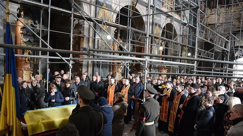 У Львові попрощалися з Героєм АТО Андрієм Іванишиним