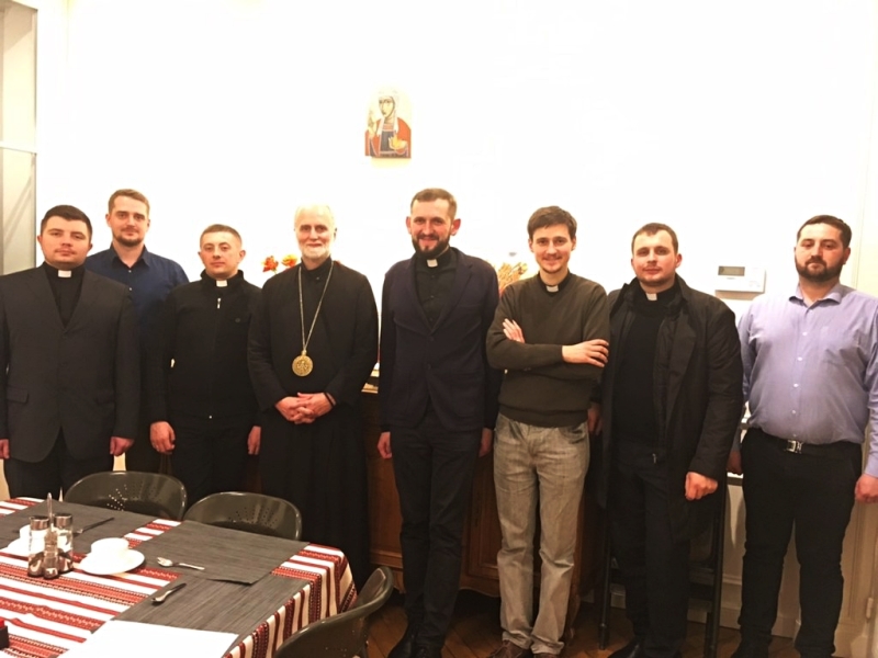 Форматори Київської та Львівської духовних семінарій знайомилися з французькими семінаріями