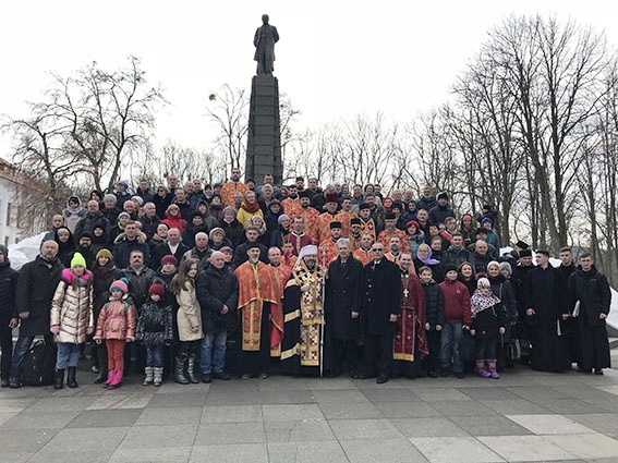 Традиційно в УГКЦ вірні та духовенство здійснили прощу на Чернечу гору до могили Тараса Шевченка
