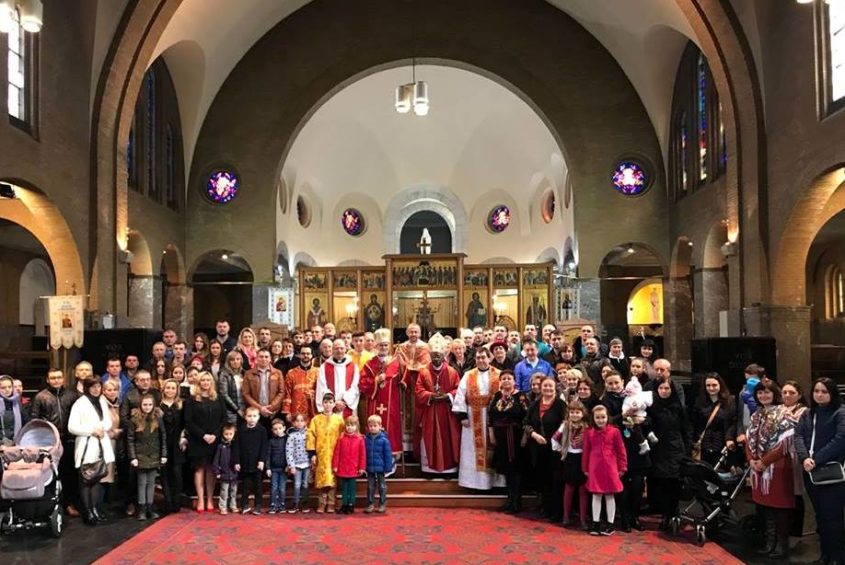 У церкві св. рівноап. Володимира Душпастирства Брюсселя відбулося освячення нового престолу