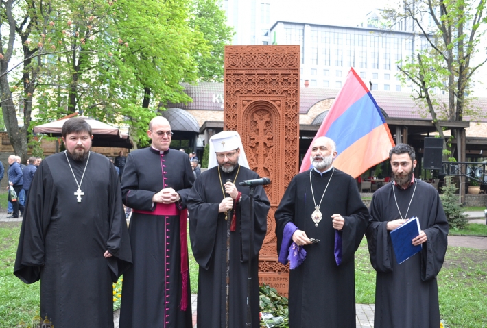 Блаженніший Святослав взяв участь у спільній молитві за жертв Геноциду вірмен