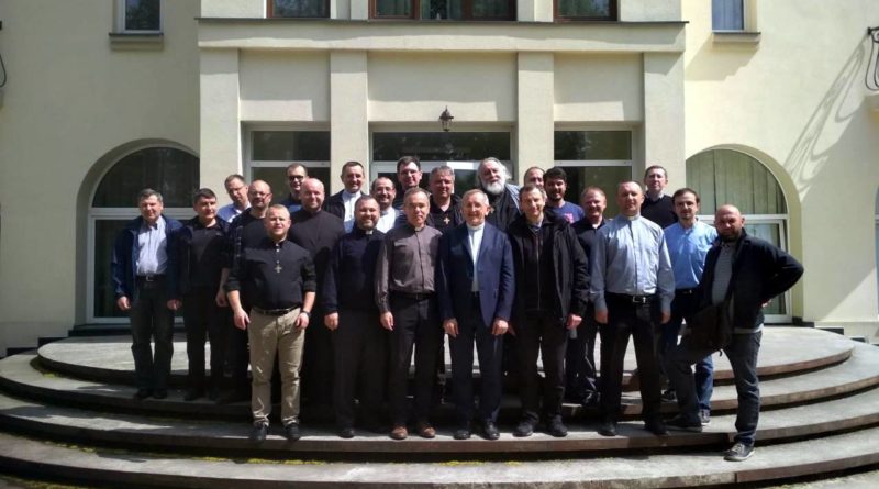 Зустріч українських Салезіян з Генеральним вікарієм Згромадження