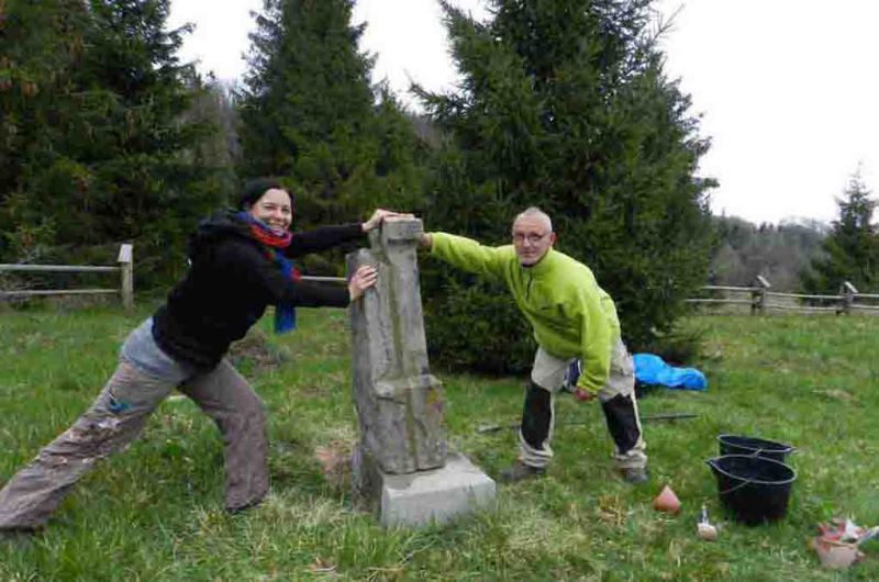 У Польщі здійснено напад на учасників табору що відновлював греко-католицький цвинтар