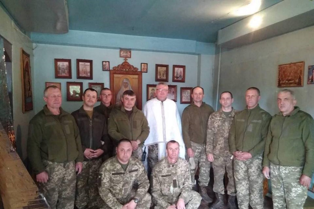 На лінію зіткнення із молитвою