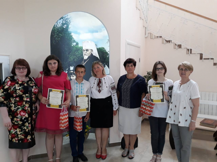 На Тернопільщині відбулося нагородження переможців конкурсу рефератів «Розстріляне Відродження: літературні портрети»