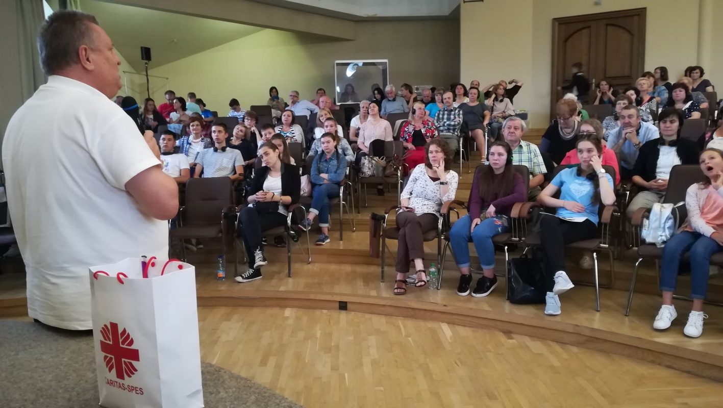 Карітас-Спес на з`їзді руху Фоколярів
