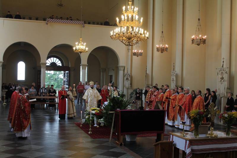 В останню путь провели ієрея Євгена Бойка
