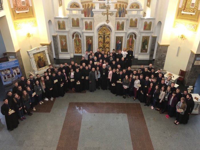 Владика Йосиф Мілян вручив сертифікати учасникам спецкурсу ПМВ