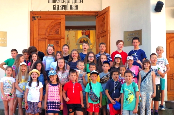 Закінчився останній літній духовно-відпочинковий табір у с. Зарваниця «Сарепта»