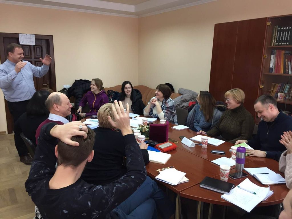 Набір на катехитичні курси (основи християнської віри)