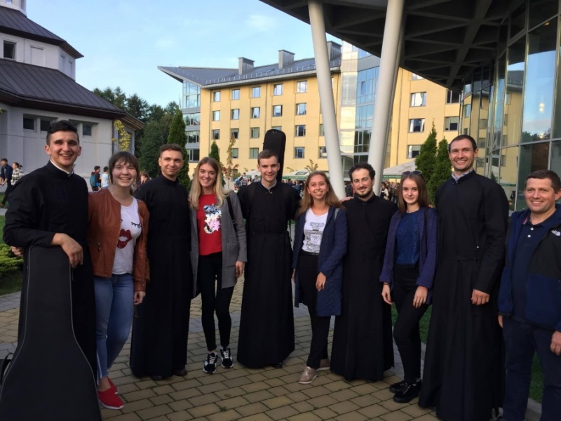 Гурт Київської семінарії «МетаНоя» взяв участь у фестивалі «Вітер-на-Дії»