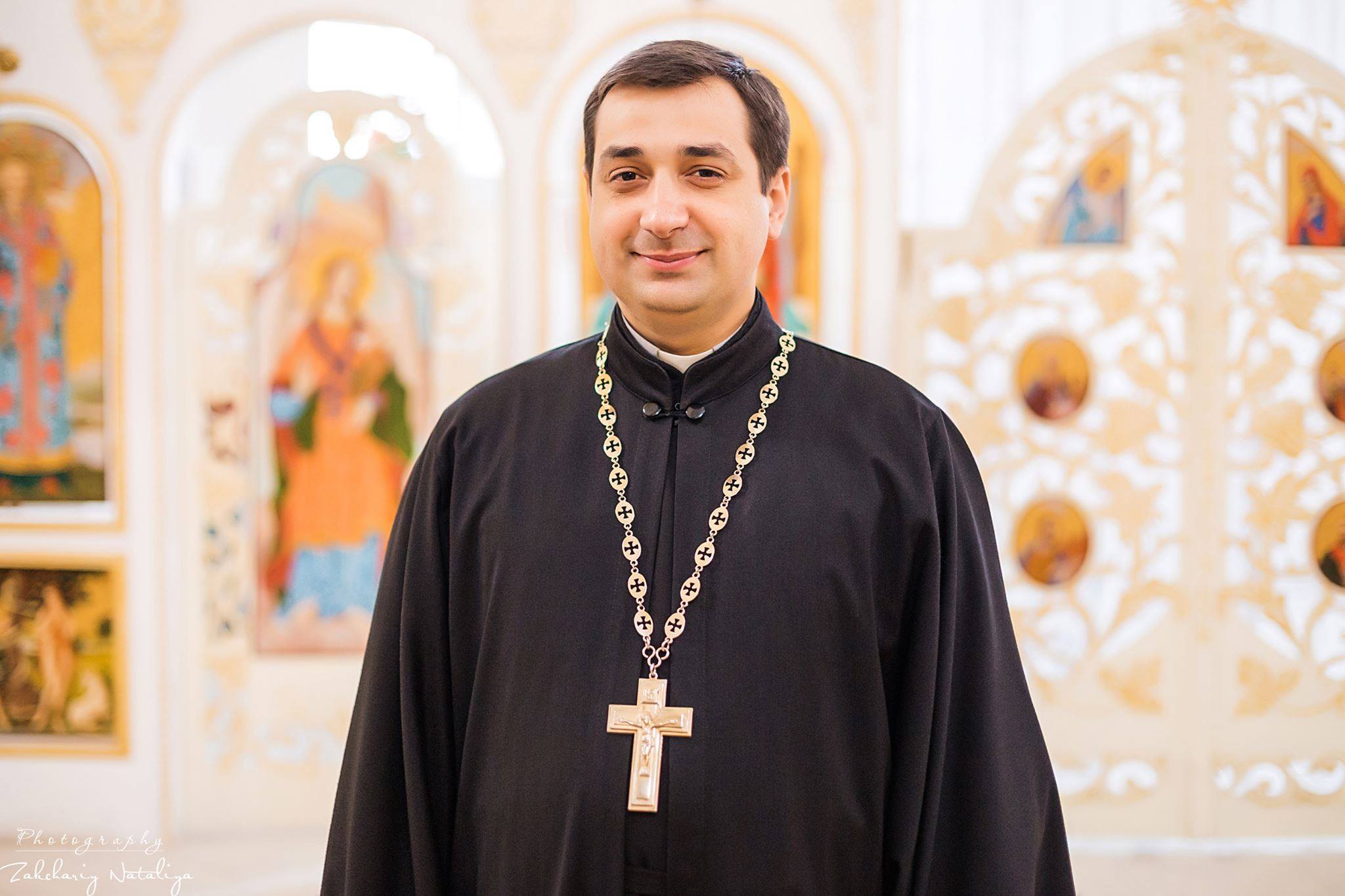 Голова Київської ОДА відзначив Подякою священика Київської Архиєпархії