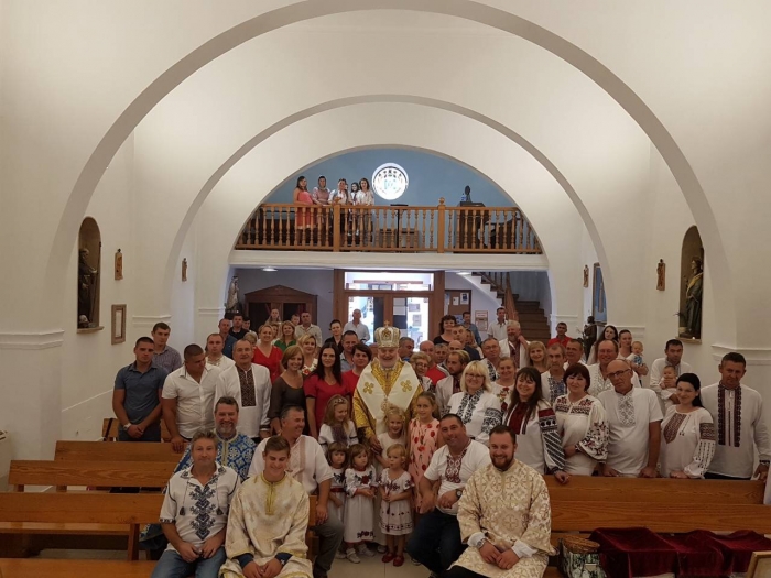 На свято Покрови Владика Йосиф Мілян відслужив Літургію для українців у м. Санта Еуларія