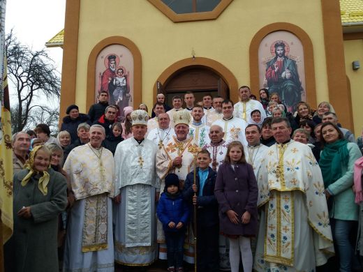 На Франківщині освятили новозбудований храм