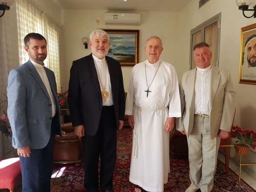 Голова ПМВ представив в Абу-Дабі нового священика для українців ОАЕ