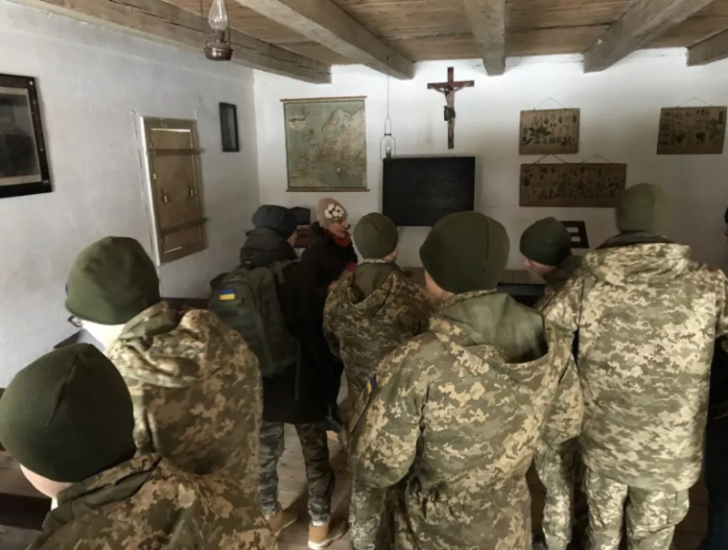 Курсанти Національної академії відвідали музей ім. Климентія Шептицького