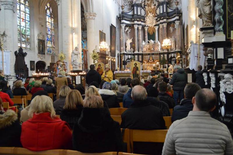 «Вас потребує Бельгія. Вас потребує це славне місто» – владика Борис до греко-католицької парафії міста Антверпен