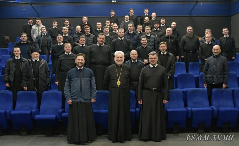 У Василіянському інституті ознайомлювалися з діяльністю Пасторально-міграційного відділу УГКЦ
