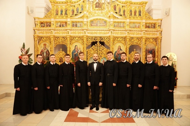 Ченці Василяни записали нові відомі музичні твори