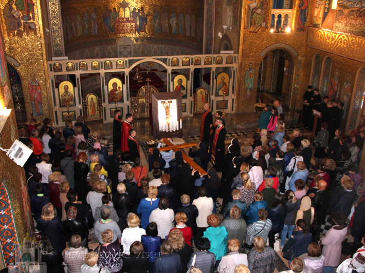 Ікона Розп'яття Спасителя із Зарваниці перебуває у Соборі св. Софії у Римі