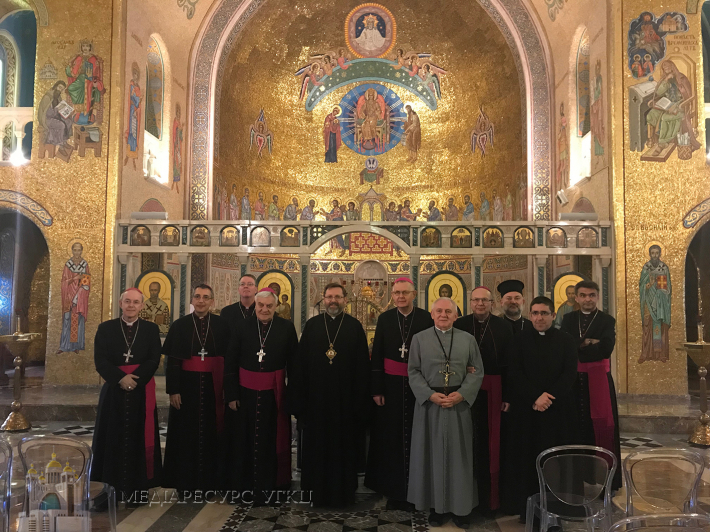 Глава УГКЦ зустрівся з римо-католицькими єпископами Казахстану