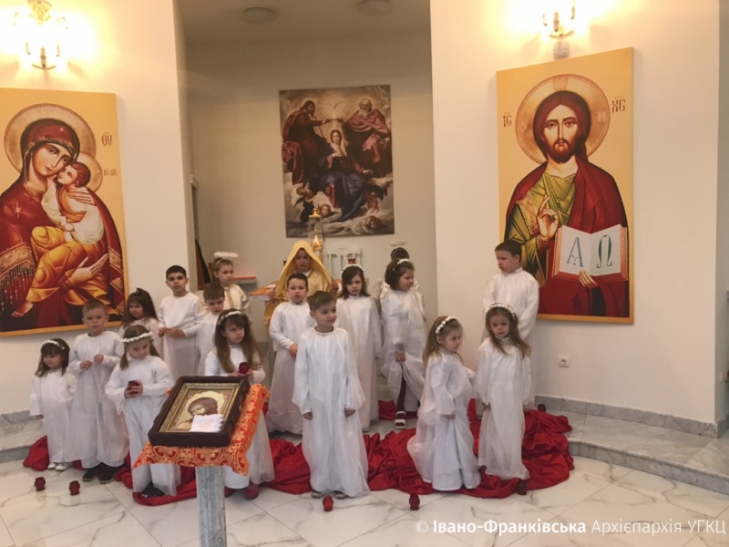 Дитяча спільнота «Добре серце» провела Хресну Дорогу Ненародженої Дитини